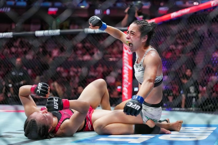 整为UFC, 两场大型活, 赛事观众专