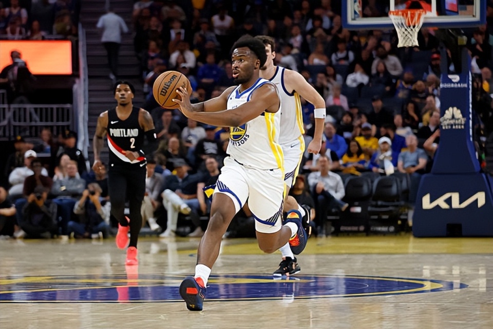 om, 赛季全美最, 篮板 om, 赛季全美最, 篮板